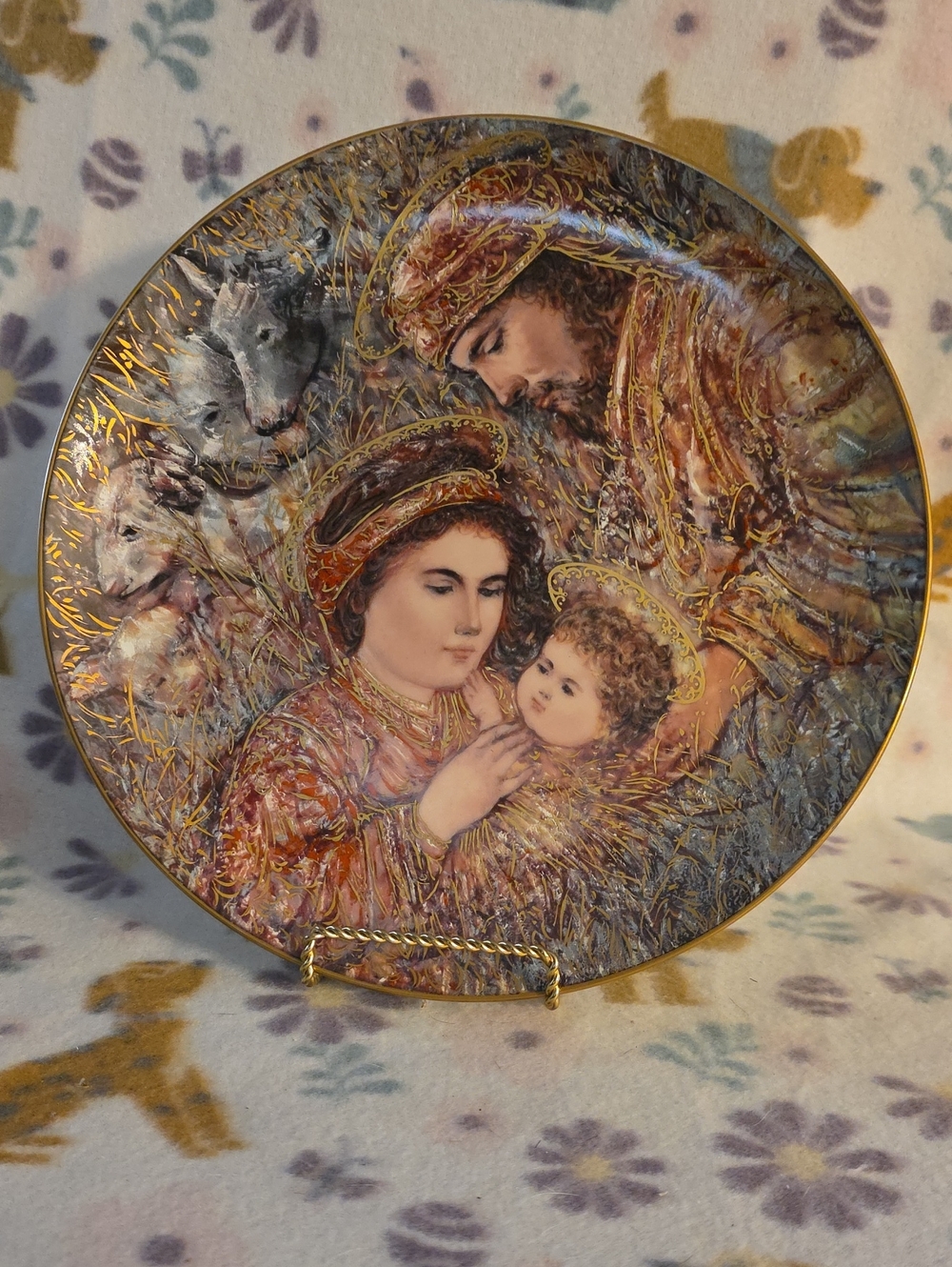 Knowles Gold and Brown Nativity Decorative Plate